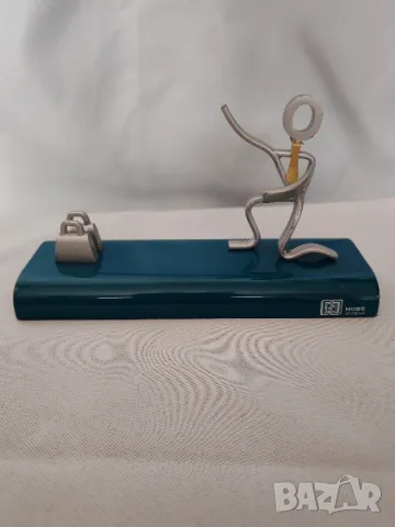 Статуетка НОВЕ ХОЛДИНГ. 