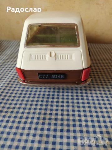 Нова колекционерска количка FIAT 126, снимка 3 - Колекции - 53743321