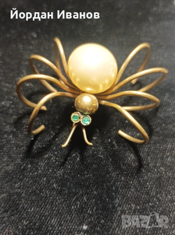Старинна брошка "Паяк"