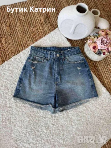Къси панталонки , снимка 1