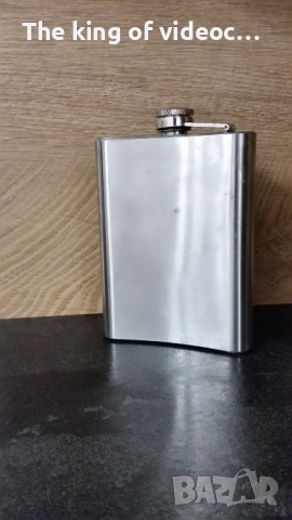 Алуминиево джобно шише за алкохол Mercedes  230 ml., снимка 2 - Колекции - 53397149