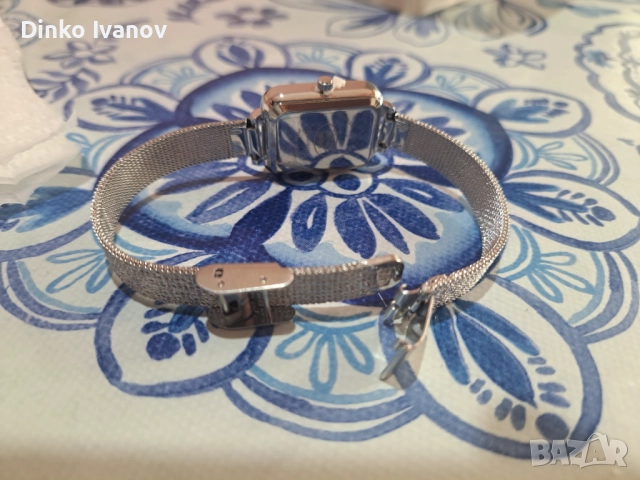 Дамски часовник LAURA ASHLEY , снимка 5 - Дамски - 52453706