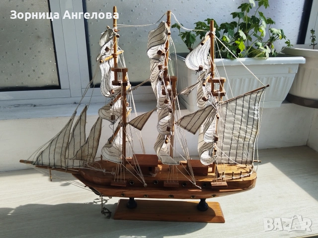 Декоративен ветроходен кораб. Произход Германия. 