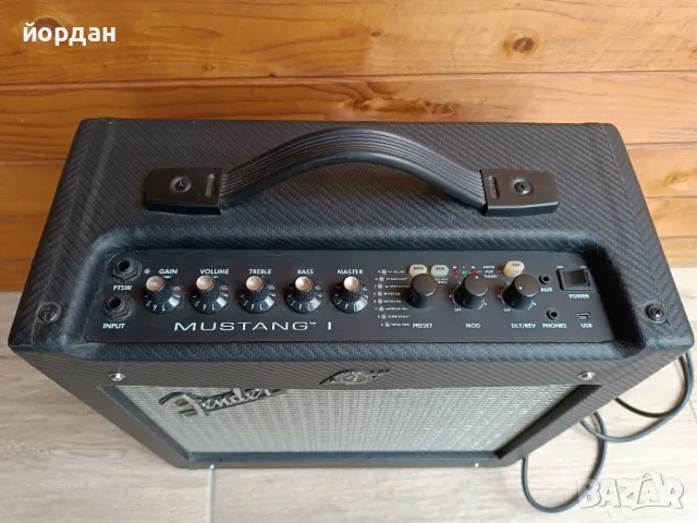 Кубе Fender Mustang...Китарен усилвател , снимка 2 - Китари - 47257253