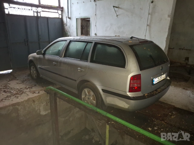 Кора за двигател шкода октавия, снимка 2 - Части - 53285707