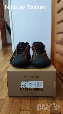 Adidas Yeezy 700 v3 Copper Fade, снимка 3 - Маратонки - 47324538