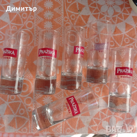 Комплект от 6 рекламни чашки на Чешка водка PRAZSKA , снимка 2 - Чаши - 53664669