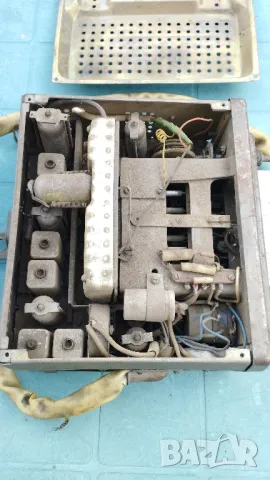 Лампово ретро авто радио А-18, снимка 8 - Радиокасетофони, транзистори - 49776980