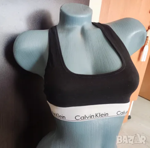 Calvin Klein клин с боди, снимка 4 - Клинове - 47458360