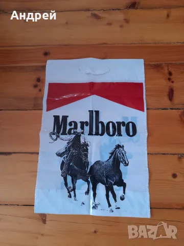 Стара найлонова торбичка Marlboro, снимка 1 - Други ценни предмети - 47248006