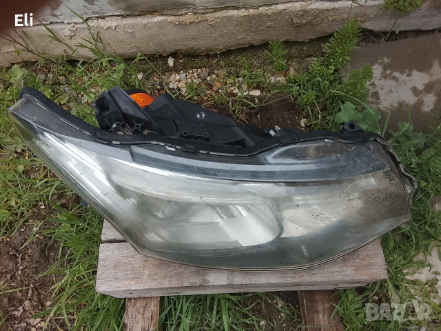 Десен фар за Mitsubishi Outlander   2013г., снимка 4 - Части - 54094684