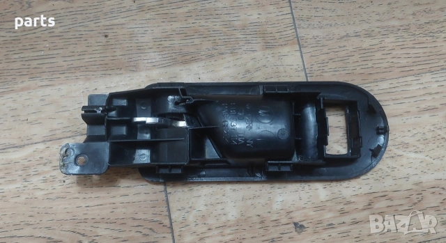 Предна Дясна Вътрешна Дръжка VW Пасат 5 N:3721 - Бора - 3B1837114, снимка 4 - Части - 53530137