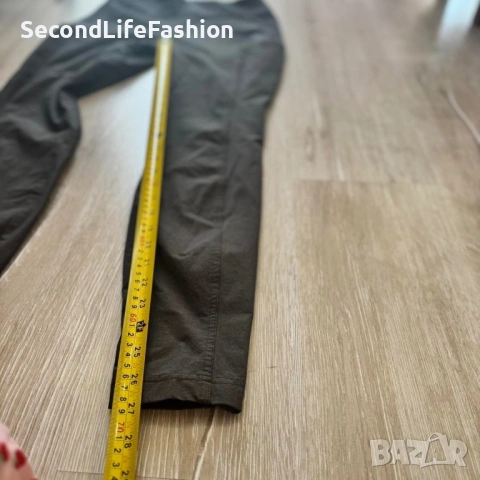 Дамски сив туристически карго панталон Kuhl размер S, снимка 4 - Панталони - 53109263