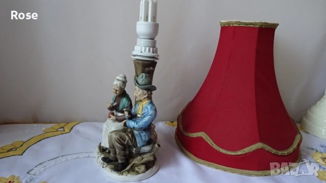 Лампа с фигурка на възрастна двойка, седнала на пейка под дърво. , снимка 9 - Настолни лампи - 52686354