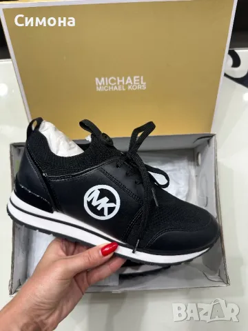 Michael Kors оригинални нови черни маратонки сникърси, снимка 1 - Маратонки - 47087901