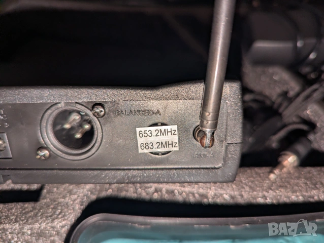 Двойни микрофони Shure headset и брошка без кейса, снимка 7 - Микрофони - 44794922