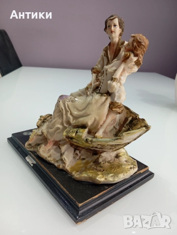 Стара порцеланова фигура Capodimonte колекционерска , снимка 11 - Статуетки - 52661332