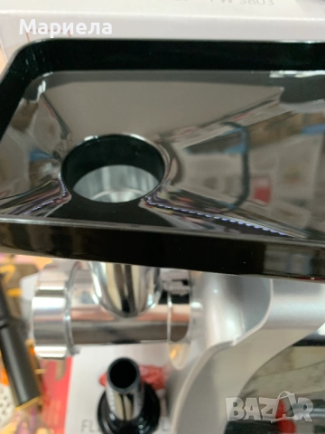 Месомелачка 1000W , пълначка , приставки, снимка 8 - Месомелачки - 52799759