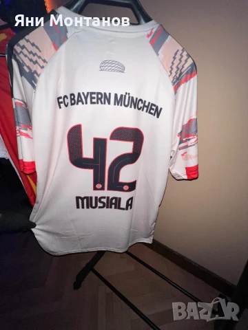 Тениска на Байерн , снимка 3 - Футбол - 51344627