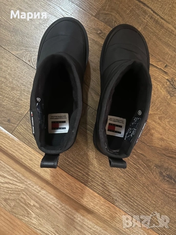 Нови Апрески Tommy jeans, снимка 4 - Дамски апрески - 52225991