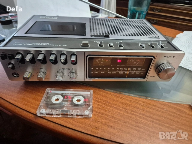 радиокасетофон SONY