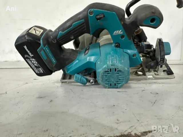 Ръчен циркуляр - Makita 18 V li ion BL , снимка 4 - Циркуляри - 45818798