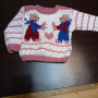 Ръчно плетен детски пуловер