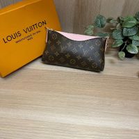 Дамска чанта Louis Vuitton, снимка 2 - Чанти - 45799705