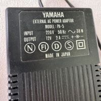 Оригинално зарядно Yamaha PA-5 , 12V 2A, снимка 3 - Кабели и адаптери - 45345101