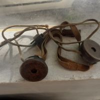 Стари слушалки от радио или радиостанция предполагам военни, снимка 1 - Антикварни и старинни предмети - 45209147
