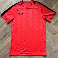 Мъжка тениска Найк, снимка 1 - Спортни дрехи, екипи - 45354556