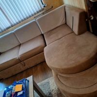 Ъглов диван, снимка 2 - Дивани и мека мебел - 45821518