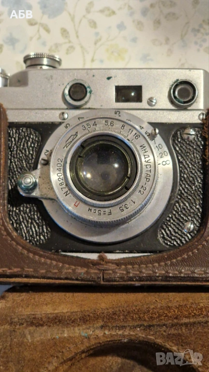 Продава се фотоапарат руски класически ретро "Зоркий С", снимка 1
