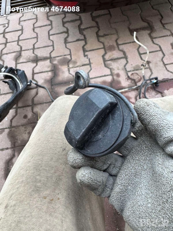 Оригинална капачка за резервоар на Ваг Груп Vag Grup само за 20лв. 1J0201553AH, снимка 1