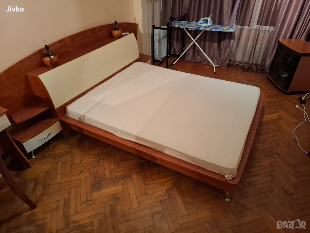 Спалня , снимка 1