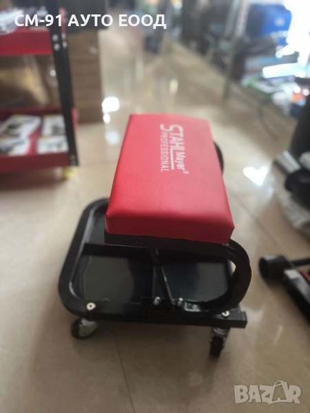 Работен стол с рафт за инструменти Stahlmayer до 150 кг, снимка 1