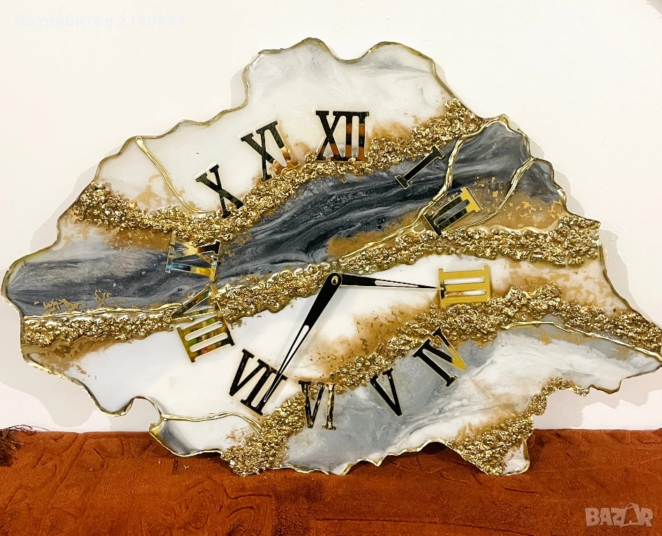 Луксозер Уникален часовник - геода от епоксидна смола, снимка 1