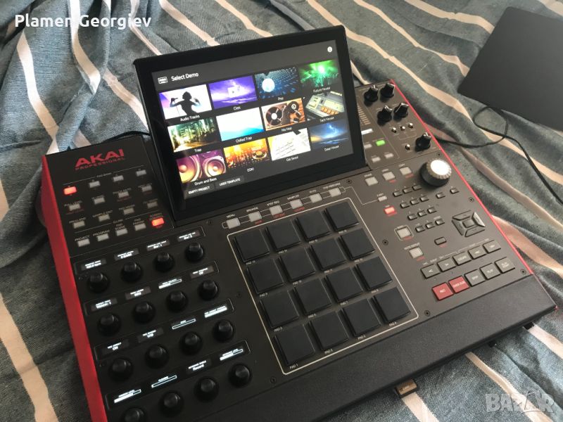 Продавам 2,200лв AKAI Pro MPC-X, снимка 1