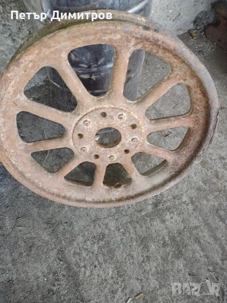 Антика-винтидж автомобилна джанта, снимка 1