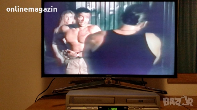 Видеокасета " ДВОЕН УДАР " VHS, снимка 12 - Други жанрове - 54072149