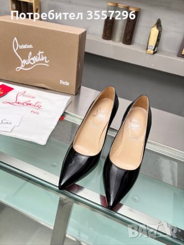 Токчета Christian Louboutin, снимка 3 - Дамски обувки на ток - 46582056