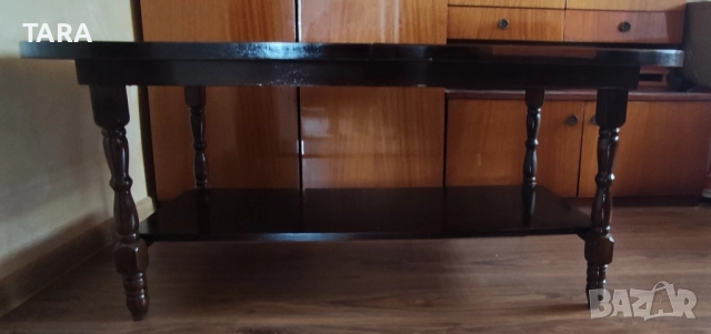 Ретро холна масичка разтегателна с коментар по цената., снимка 6 - Маси - 51579432