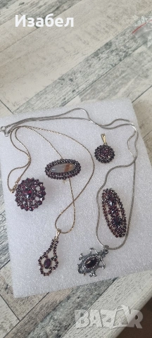 Позлатена висулка с гранати, снимка 2 - Колиета, медальони, синджири - 53367391