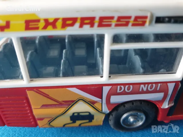 Голям градски автобус-играчка Dickie Toys City Express Bus, снимка 8 - Коли, камиони, мотори, писти - 46946024