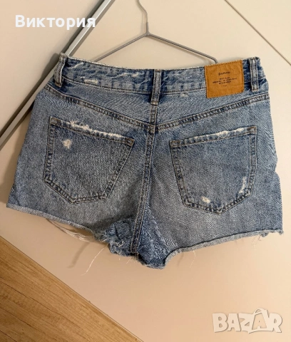 Къси дънкови панталони Stradivarius, снимка 2 - Панталони - 54190446