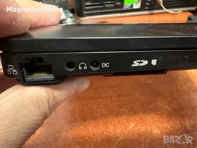 Meteorit Netbook NB-10.HD, снимка 4 - Части за лаптопи - 53424720