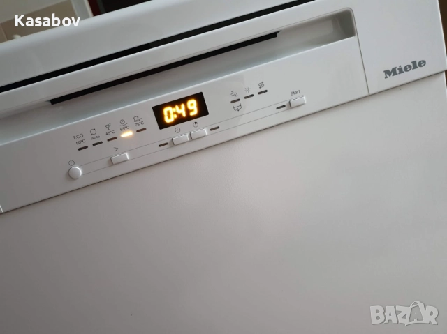 Съдомиялна Miele - Auto Open - 14 Комплекта - Свободностояща - 60см, снимка 9 - Съдомиялни - 51980353
