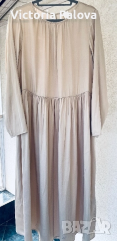 Модерна елегантна рокля H&M - универсален стил и удобство, снимка 12 - Рокли - 51762018