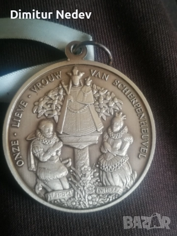 Емайлирани колекционерски значки и медали , снимка 12 - Колекции - 52378737