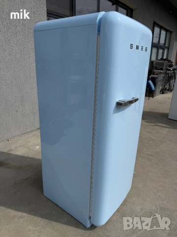 Перфектен Син Хладилник с камера SMEG, снимка 2 - Хладилници - 53924778